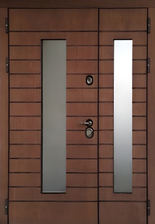 Остекленная полуторная термодверь с отделкой фрезерованными плитами МДФ