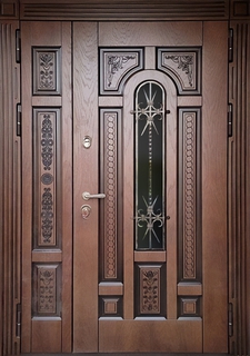 Полуторастворчатая стальная термодверь с узким стеклом, ковкой и отделкой МДФ шпон с патиной